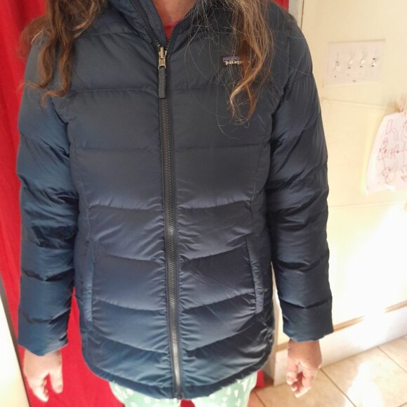 Patagonia Down Sweater XL Boys - Picture 7 of 11